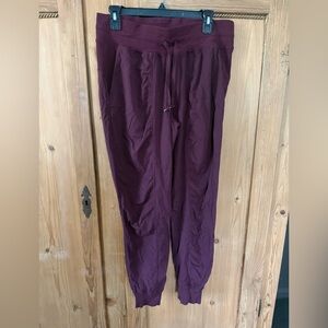 lululemon athletica Dance Studio Jogger